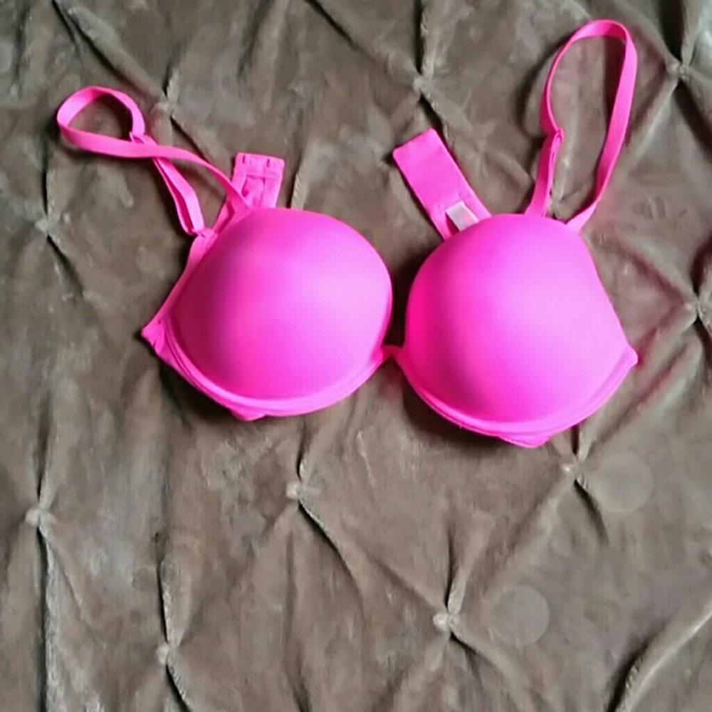 VS hot pink push-up bra